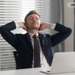 Medytacja dla faceta – wpływ na stres, koncentrację i emocje